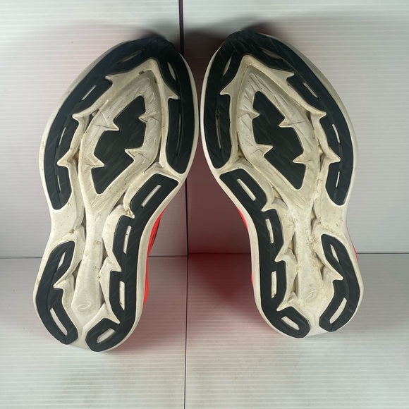 ASICS Superblast - Picture 7 of 8